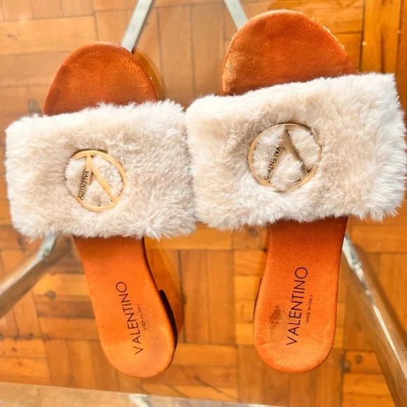 VLogo Valentino Sandals for
Women - Vestiaire Collective - Picture 5 of 9